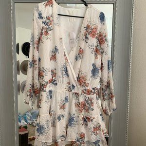 Long sleeved flower dress - tags still attached!